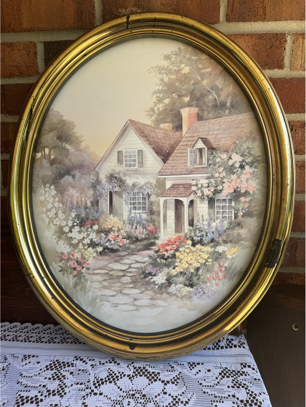 Vintage HOMCO Oval Gold Picture Frame with Cottage House Print